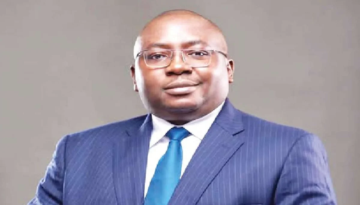 Bayo Adelabu amid political developments in Oyo State