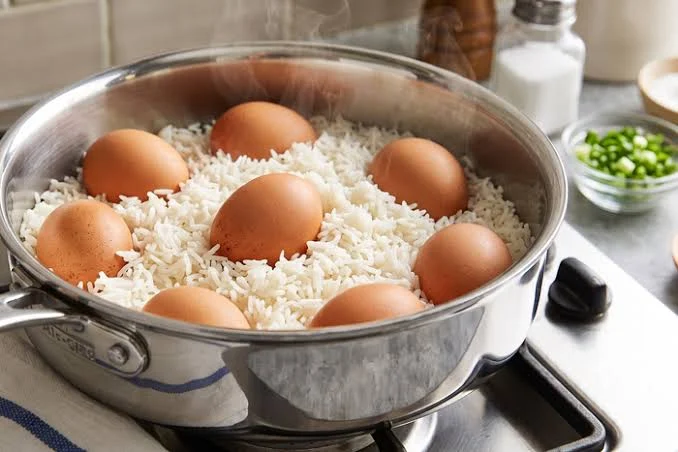 Nutrition experts warn against boiling eggs and rice together