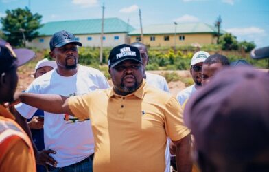 NANS officials inspecting a federal road serving tertiary institutions