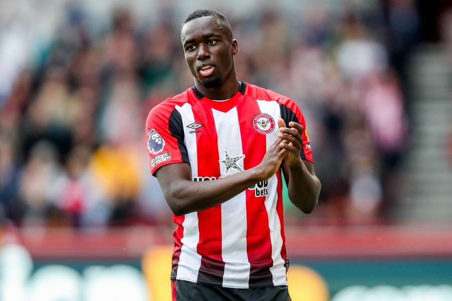 Michael Kayode playing for Brentford after choosing Italy over Nigeria.