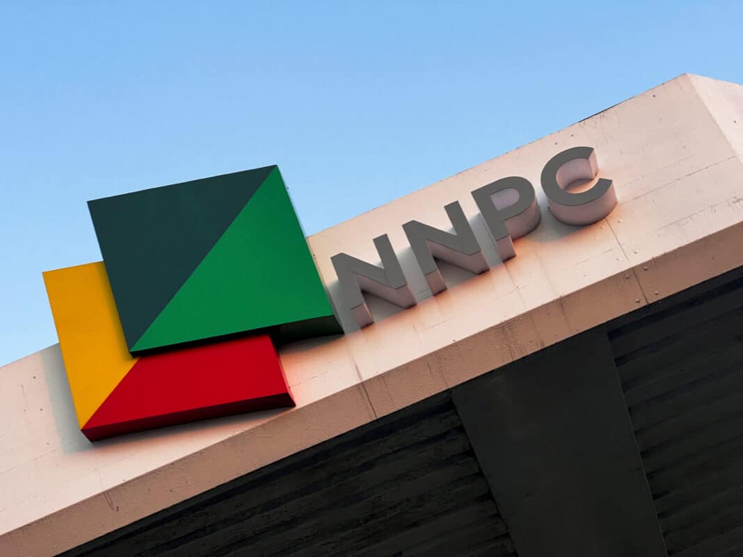 NNPCL filling station in Abuja where petrol price was reduced to ₦1,405 per litre.