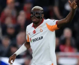 Victor Osimhen playing for Galatasaray against Genclerbirligi